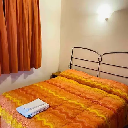 A Casa Di Claudia Saturnia